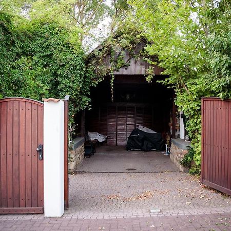 Ferienhaus Burgblick Munzenberg Bagian luar foto
